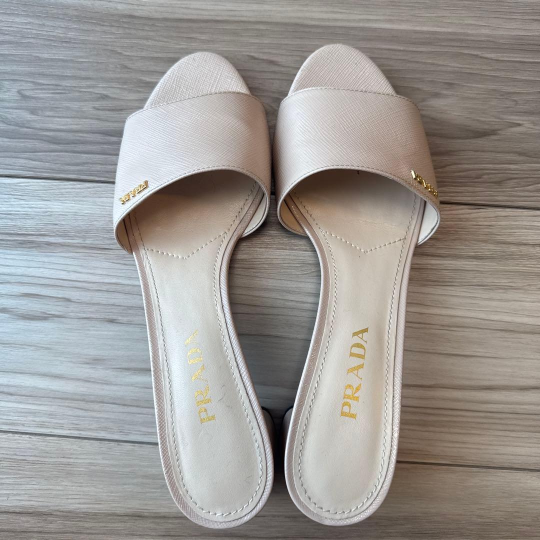 【お値下げしました！】PRADA ベージュ ミュール 中ヒール