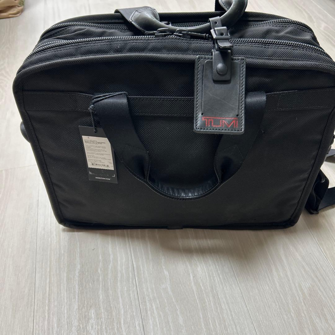 TUMI ブラック ビジネスバッグ美品