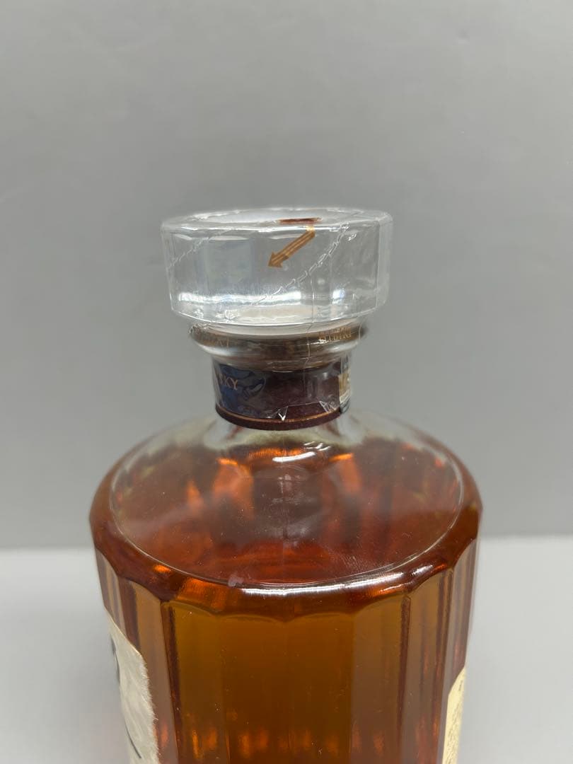 響17年 サントリー ウイスキー　WHISKY 箱無し　700ml