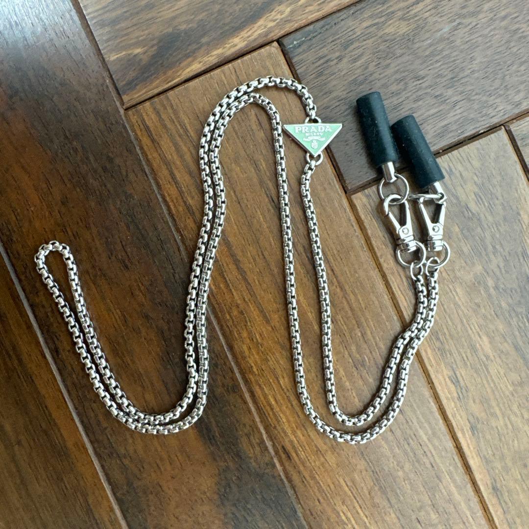 PRADA AirPods チェーン