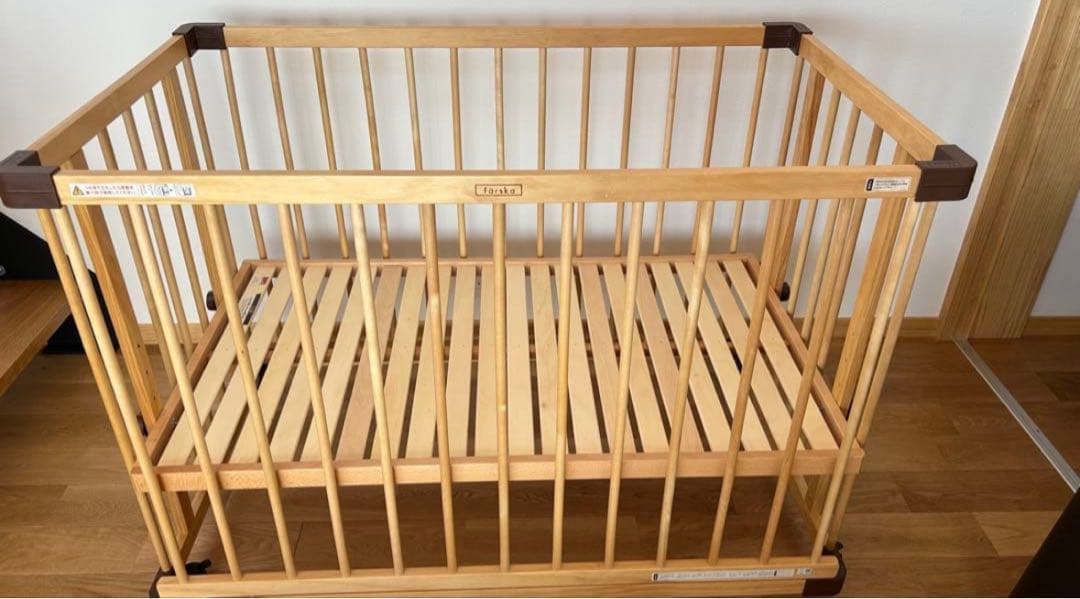 farska 　ベッドサイドベッド03