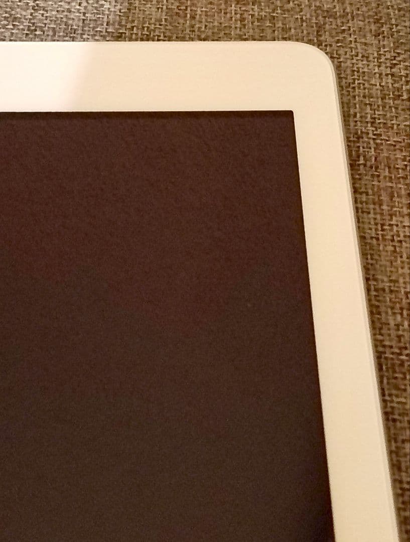 iPad A1893 32GB 9.7インチ　第六世代