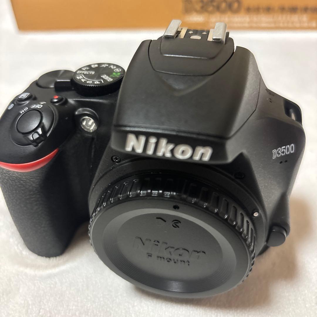 Nikon D3500 デジタル一眼レフカメラダブルズームキット
