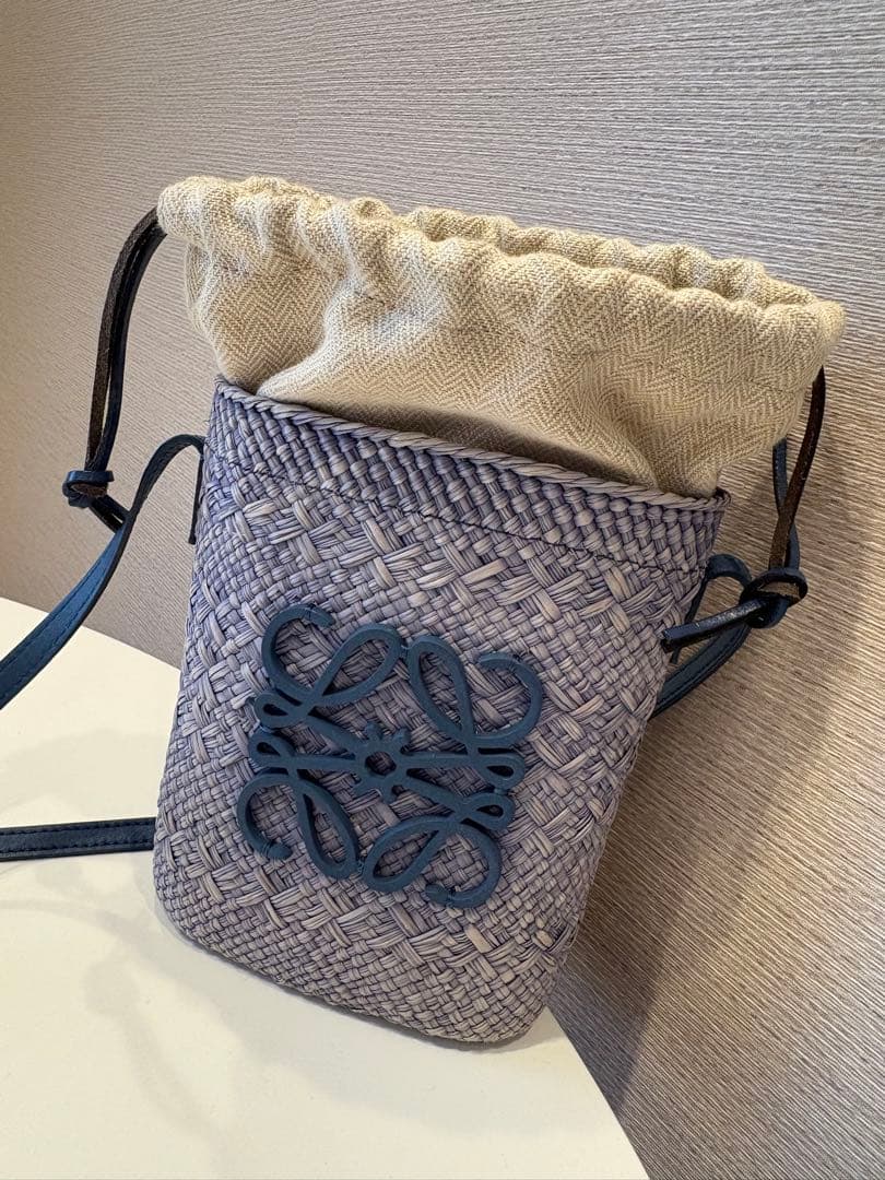 ロエベ　巾着型かごバッグ