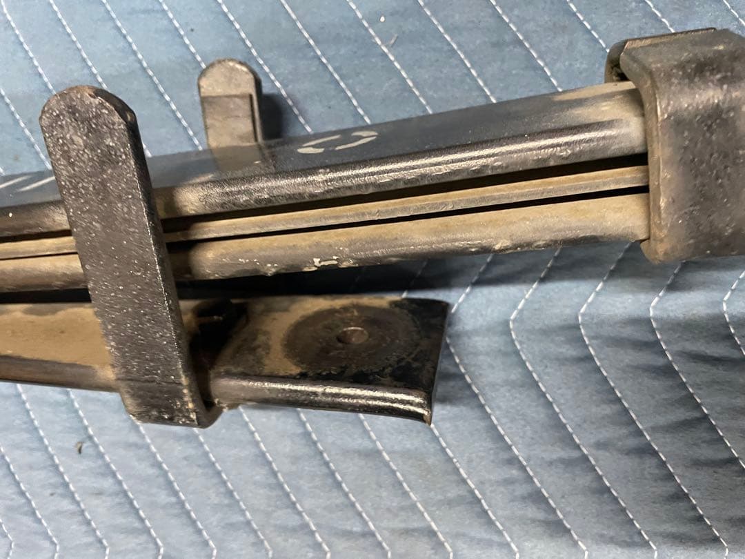 200系ハイエース・リーフスプリング・3型ナロー