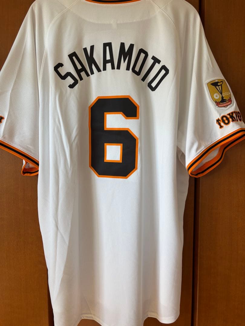 ジャイアンツ　坂本勇人　ユニフォーム　XL