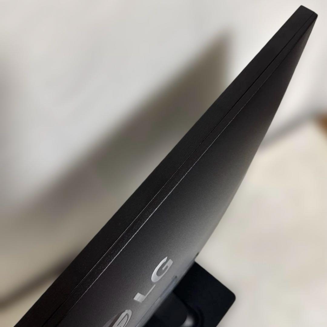 美品 LG フレームレス モニター ディスプレイ 27インチ 2022年製