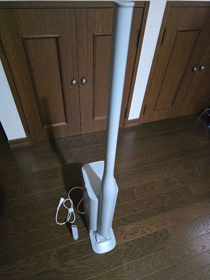Panasonic スティッククリーナー MC-NS70F