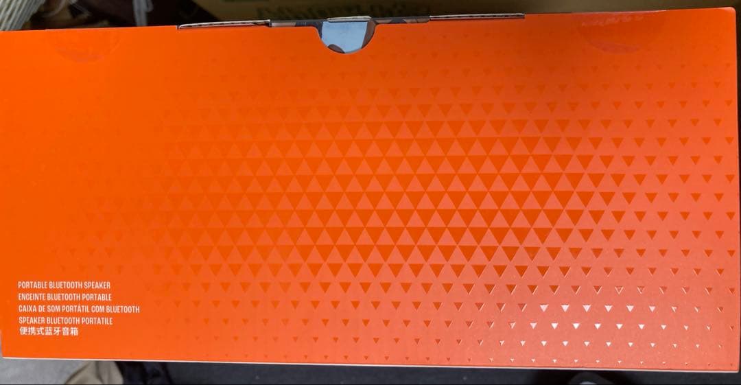 国内正規品　JBL CHARGE6 保証書貼付用レシート付　ファンキーブラック