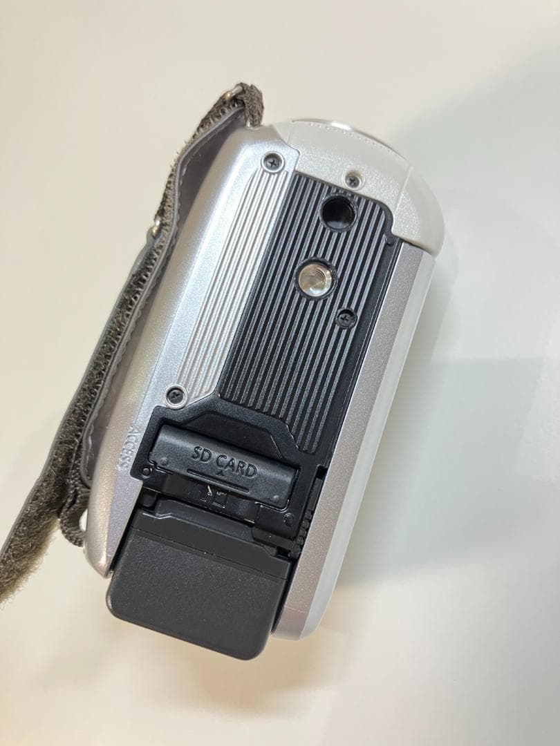 パナソニック Panasonic HC-V300M ビデオカメラ 箱・ケース付