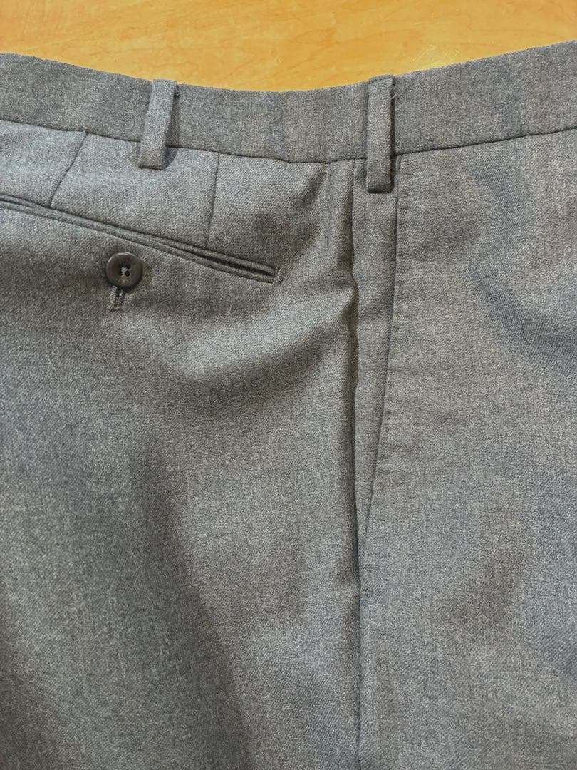 【美品】INCOTEX ウール ノータックスラックス 52