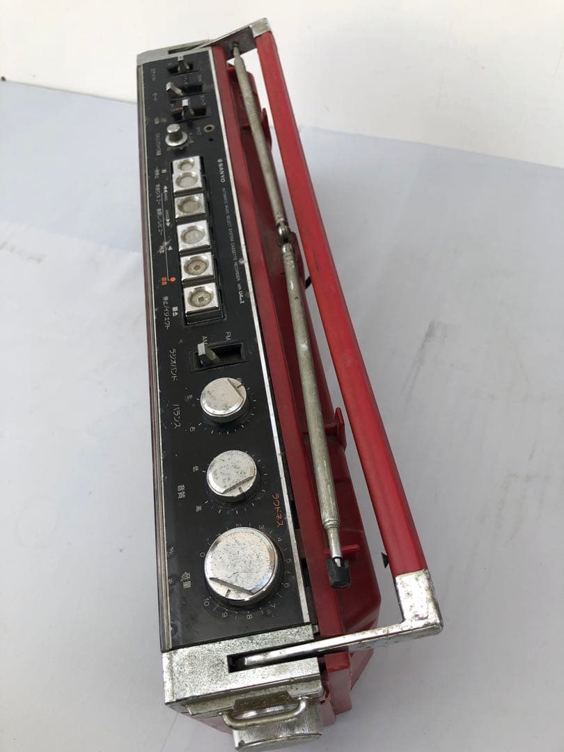 SANYO MR-U4MK2 赤　ラジカセ 昭和レトロ動作訳あり(D193)