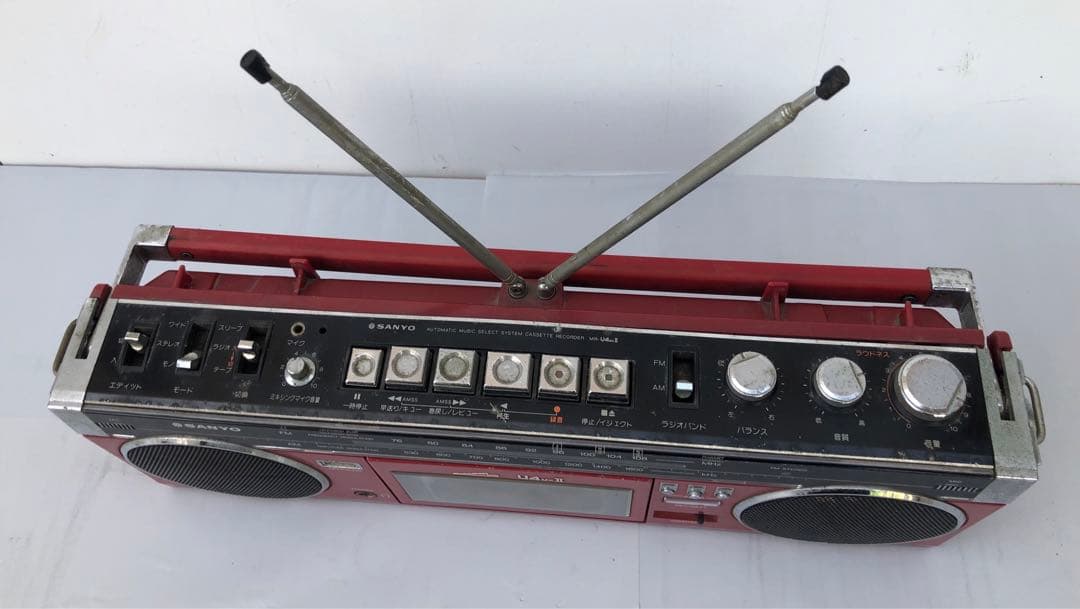 SANYO MR-U4MK2 赤　ラジカセ 昭和レトロ動作訳あり(D193)