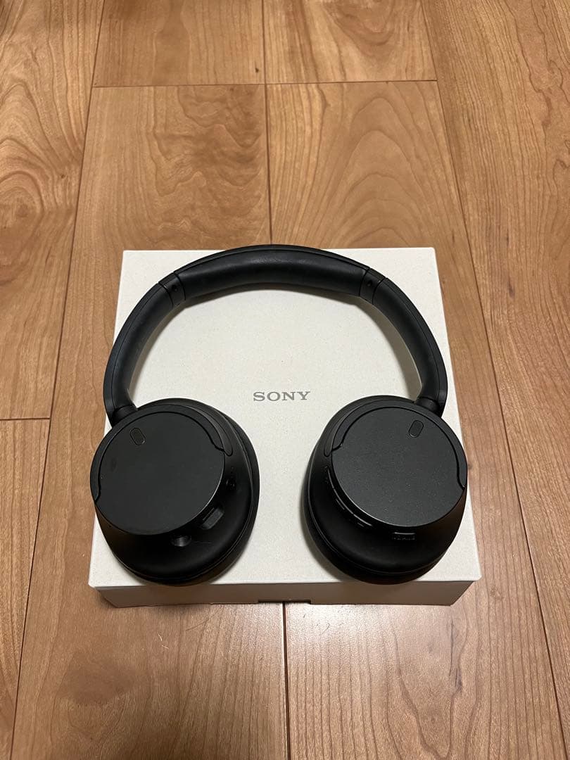 【美品】SONY ワイヤレスノイズキャンセリングヘッドホン WH-CH720N