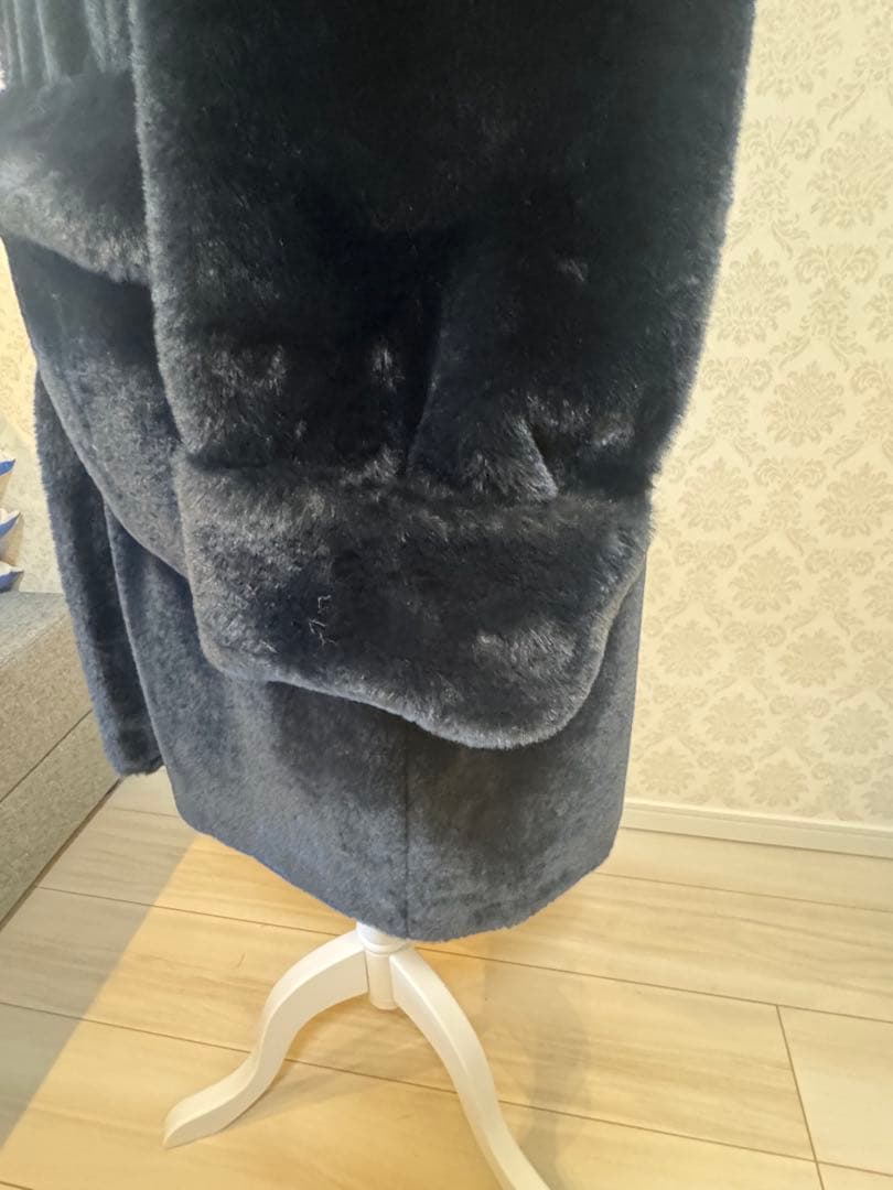 ヨッチン　新品タグ付 HERNO ファーコート