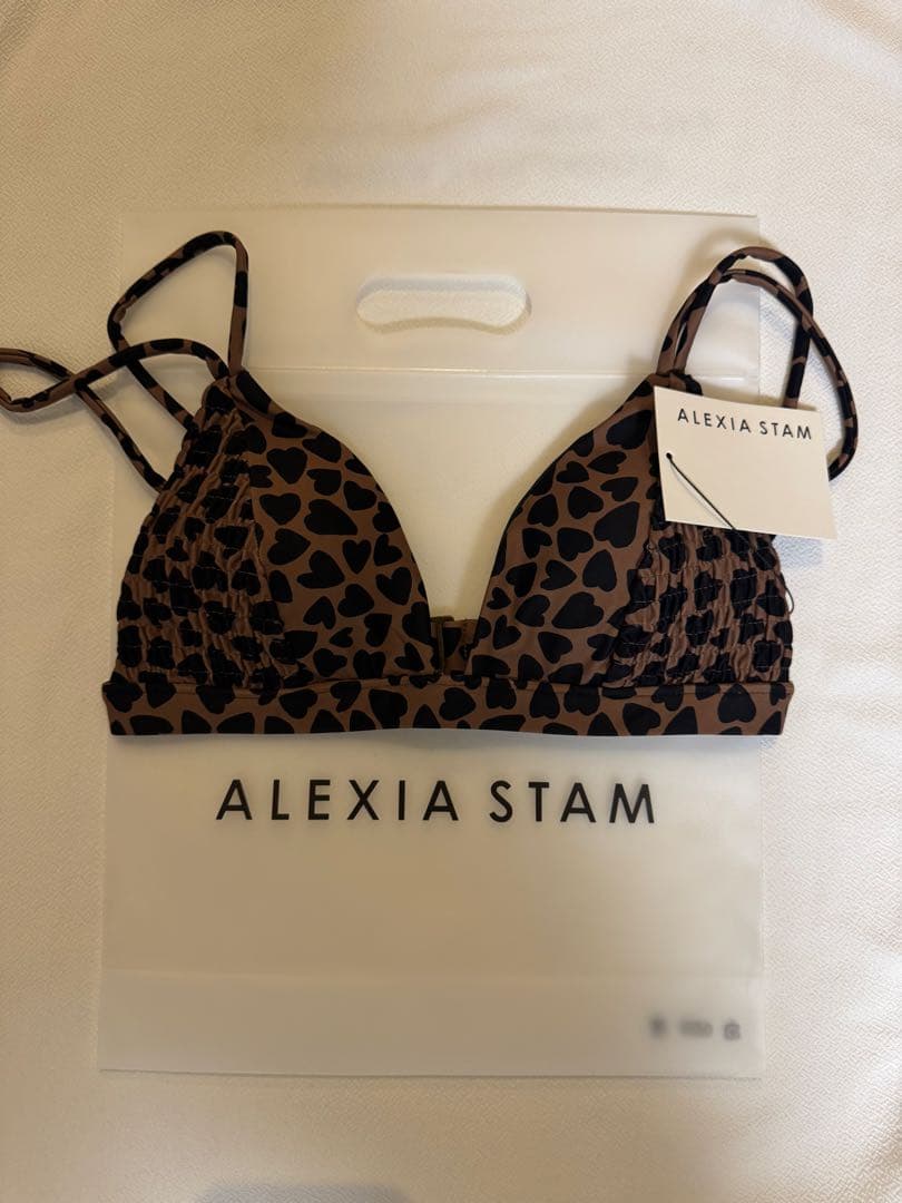 新品未使用タグ付き‼️ALEXIASTAM❤︎BiancaLoveactually