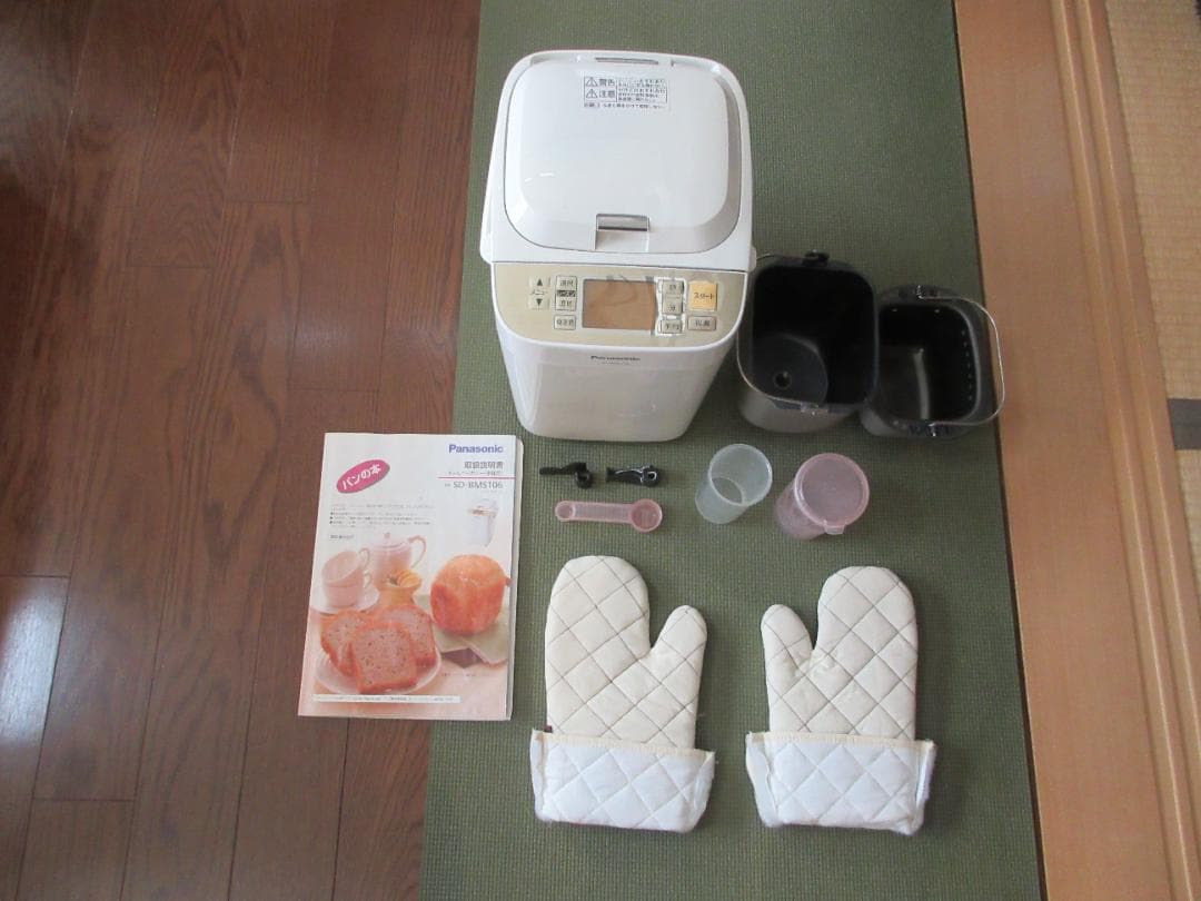 【美品】Panasonic ホームベーカリー SD-BMS106