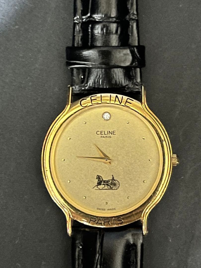 ★超人気ブランドCELINEレディース腕時計　新品ベルト　超美品　動作良好