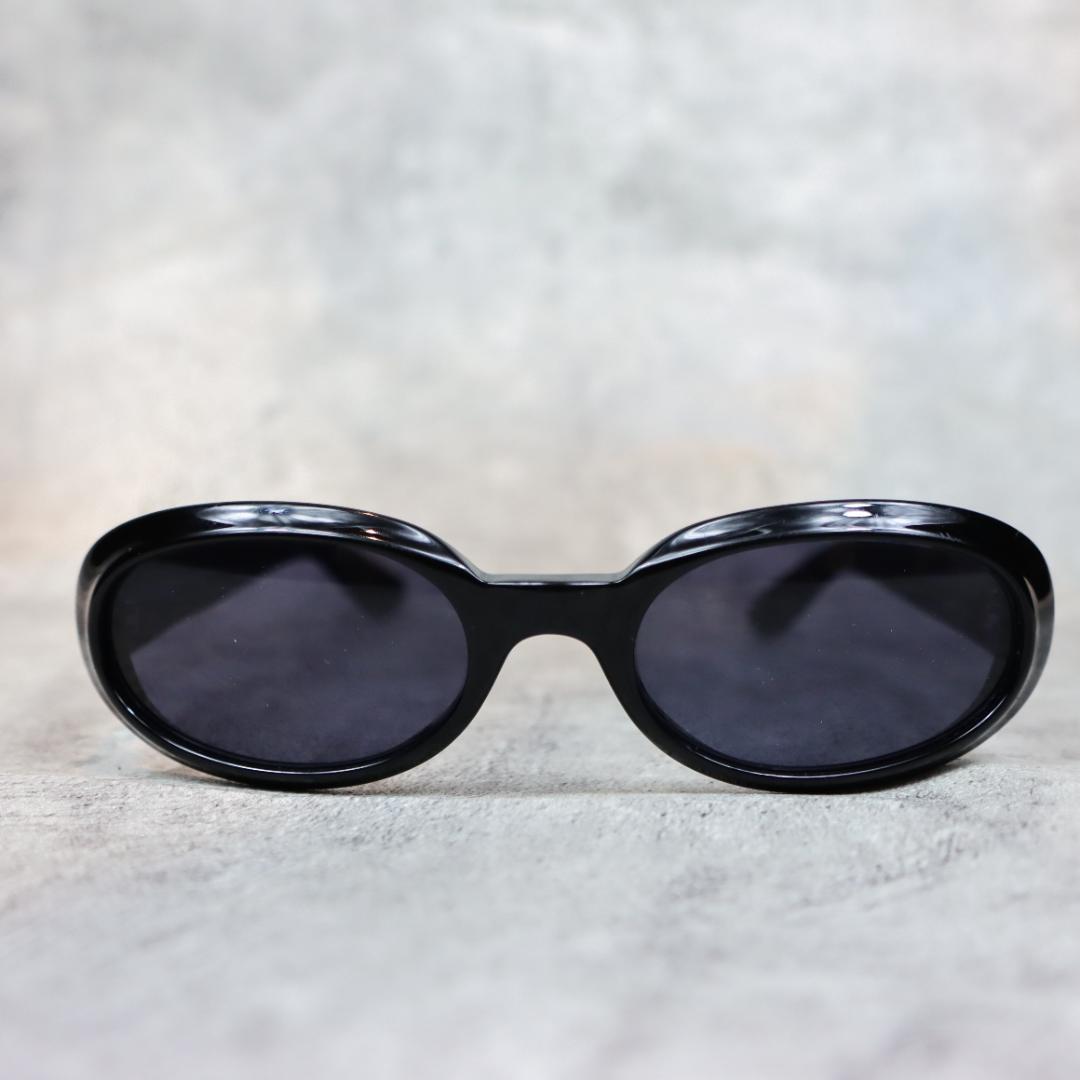 GUCCI（グッチ） ロゴプレート サングラス ユニセックス