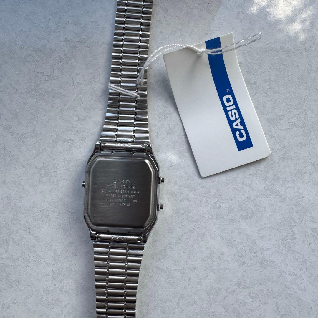 【新品未使用箱付き】CASIO AQ-230A-2A2