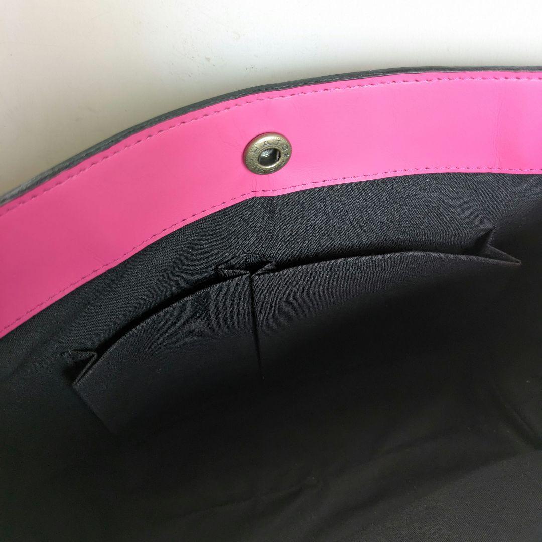 ✩.*˚ Hito ✩°。⋆！がま口二つ折りお財布　ショルダーバック