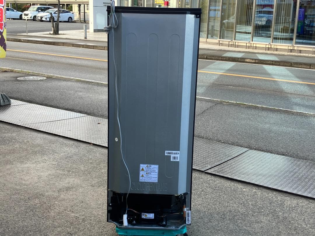 愛知岐阜/送料込★amadana　154L冷蔵庫 AT-RF150-BK　21年