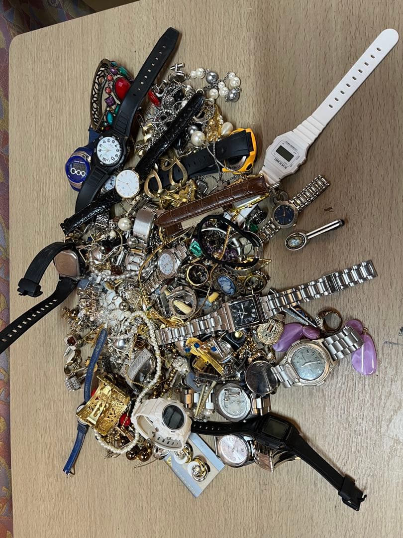 d*9様 腕時計　アクセサリー　いろいろ　まとめ。