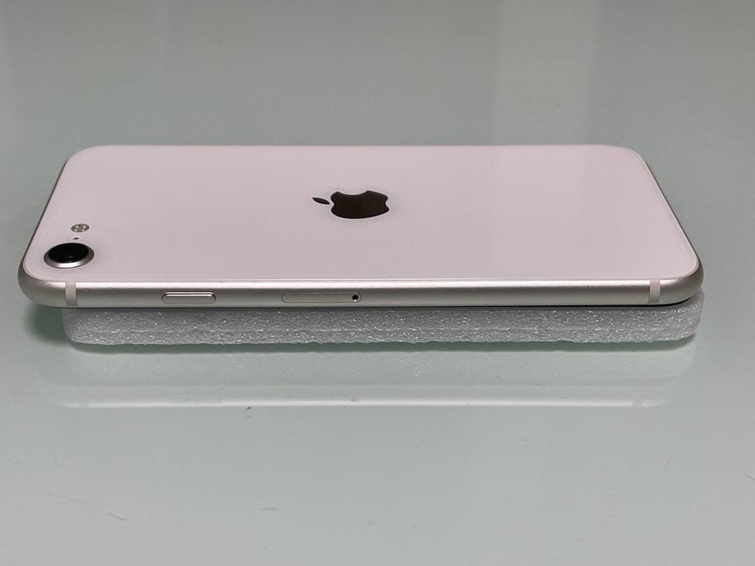 iPhone SE 第3世代 64GB スターライト バッテリー100%