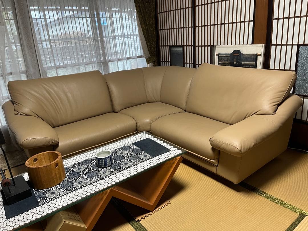 ベージュ コーナーソファ 3分割の左１点のみ