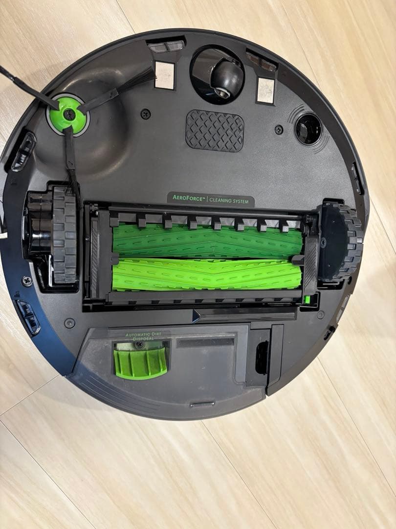 iRobot ルンバ j7+ アイロボット RVE-Y1