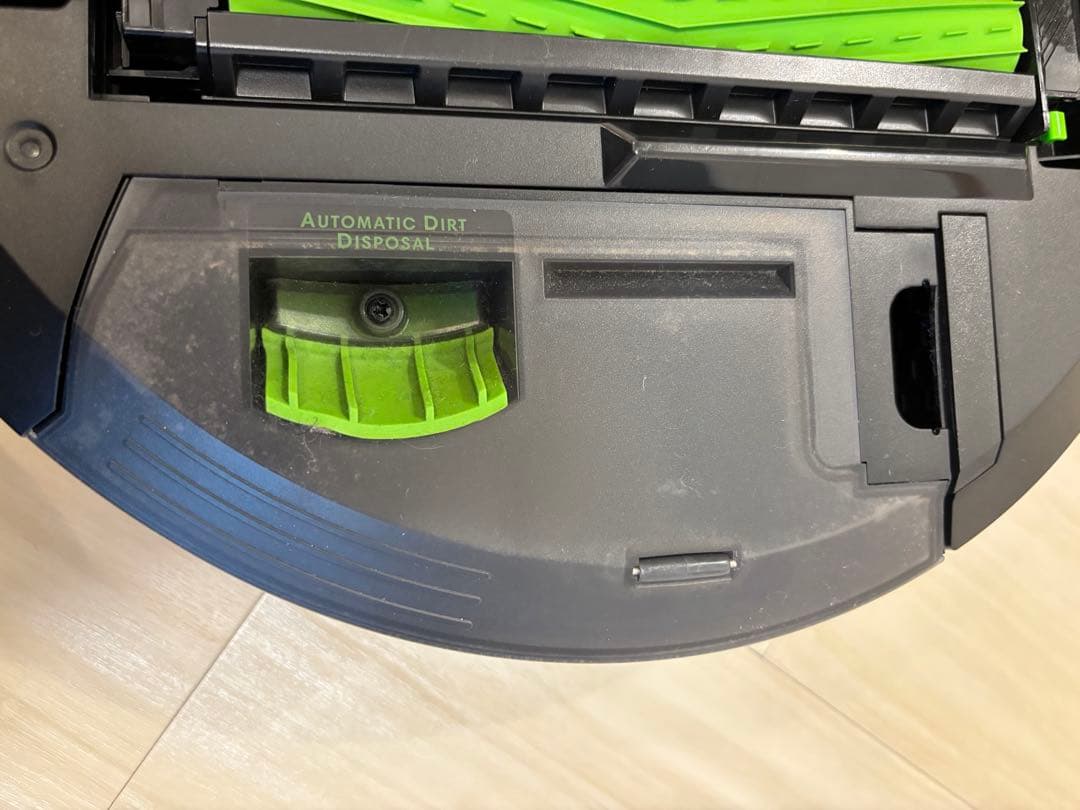 iRobot ルンバ j7+ アイロボット RVE-Y1