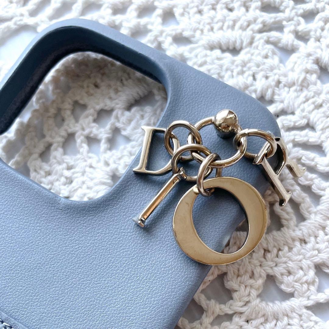 美品DIOR レディディオール　iPhone15 プロ　ケース　クラウドブルー