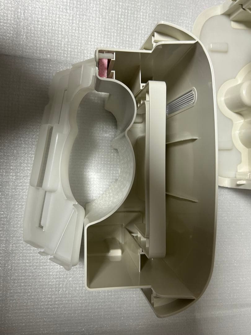 【美品】シャープ 衣類乾燥除湿機 CV-G71-W