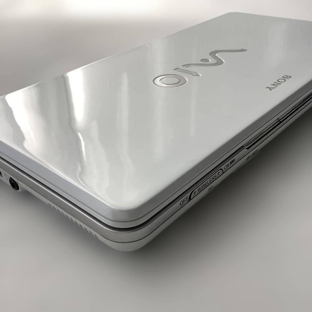 SONY VAIO　type P　VGN-P80H/W　ホワイト　ソニー　バイオ