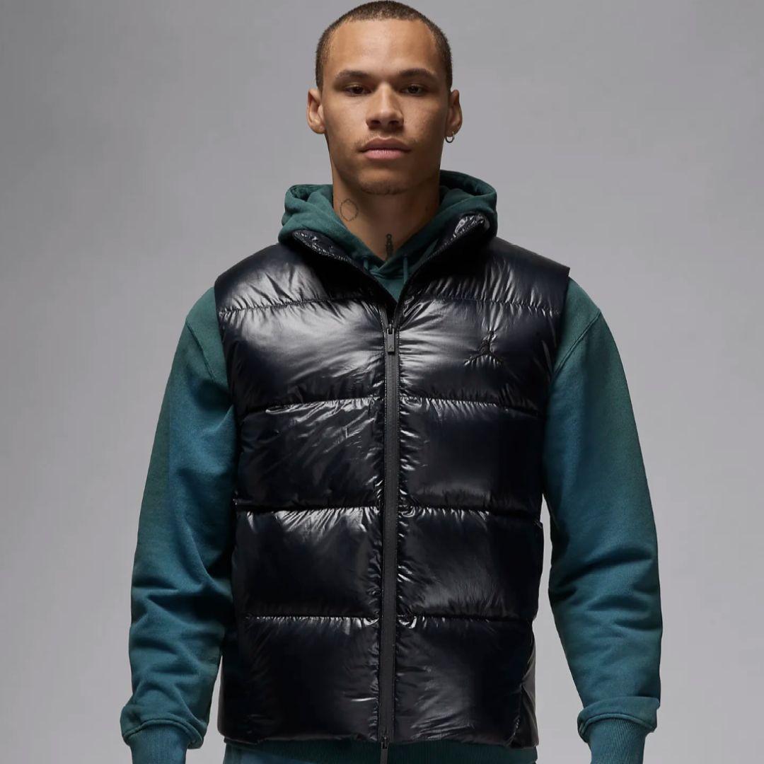 新品未使用 S ジョーダン フライト JORDAN ダウンベスト　パファー