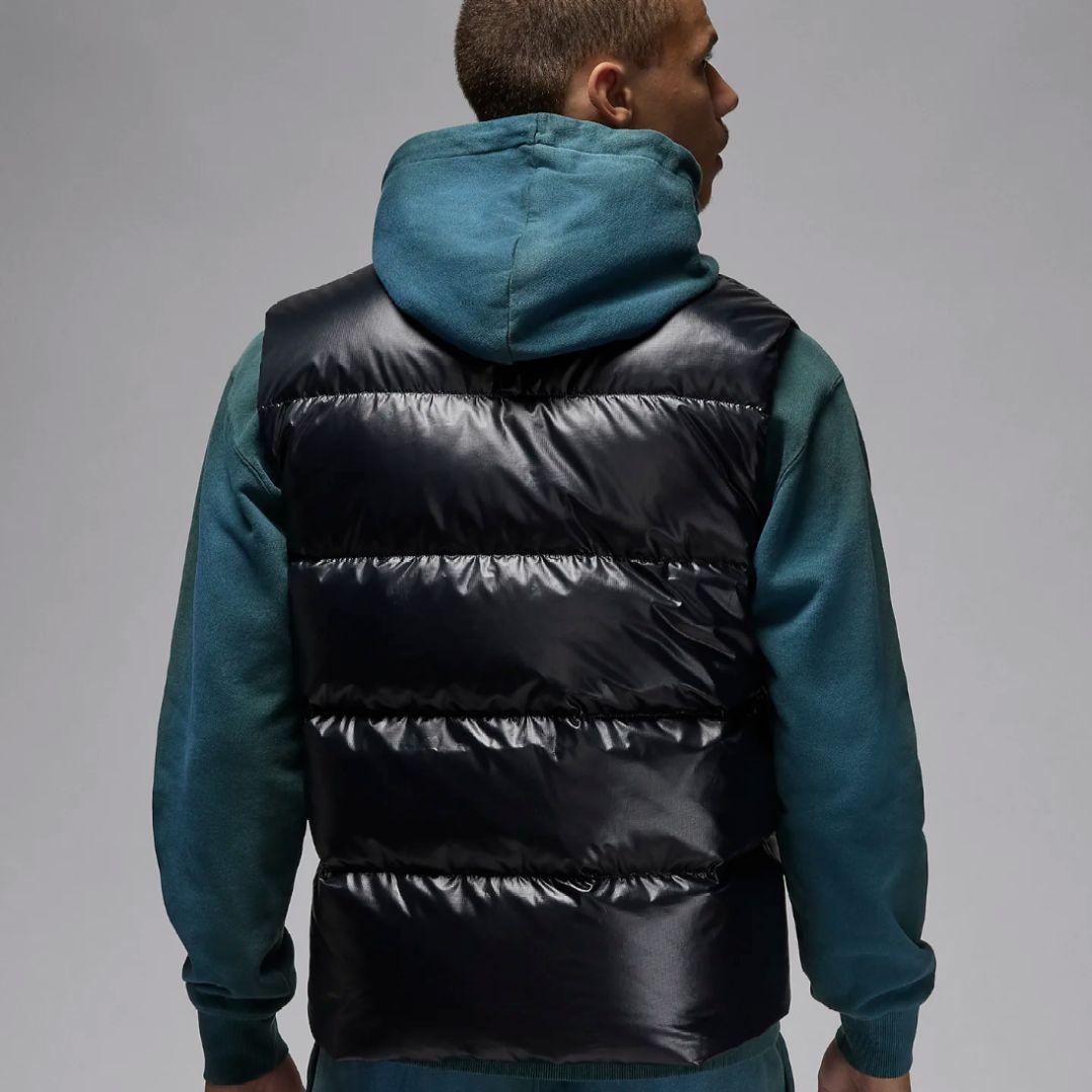 新品未使用 S ジョーダン フライト JORDAN ダウンベスト　パファー