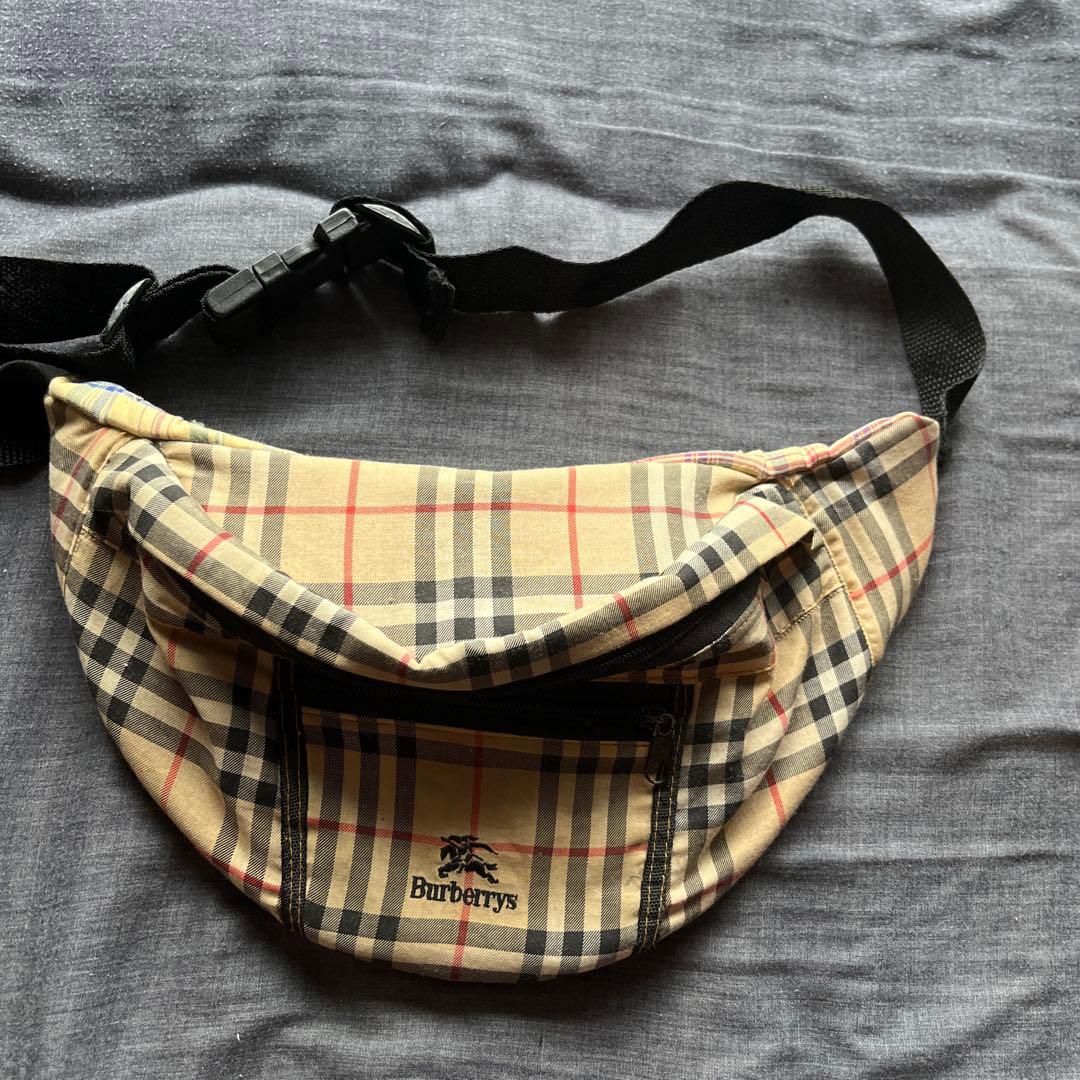 BURBERRY ウエストポーチ