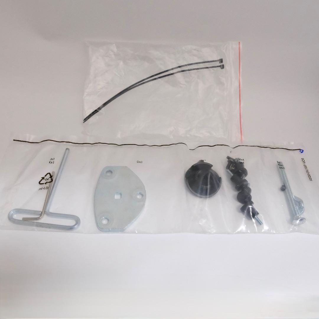 Amazonベーシック モニターアーム エルゴトロンOEM 32インチ対応