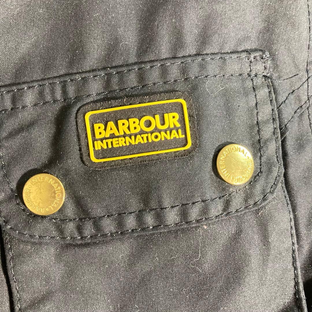 【美品】Barbour バブアー オイルドジャケット　モッズコート　黒　ロゴ