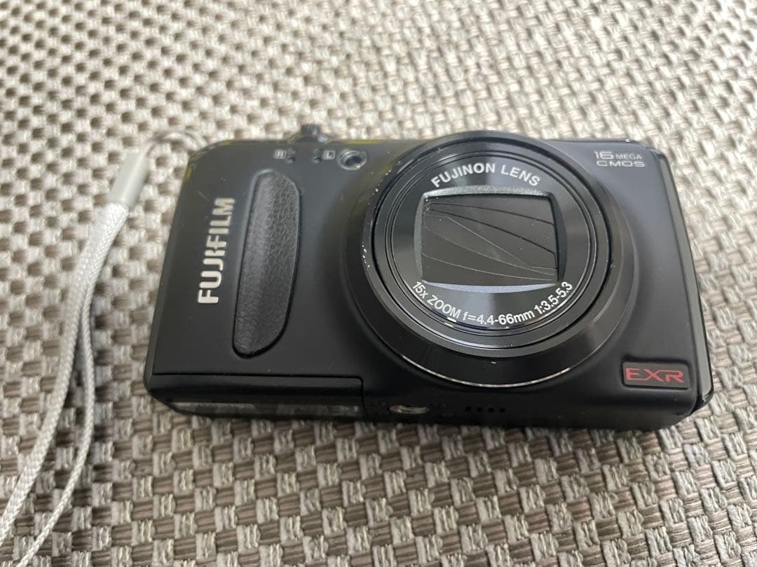 FUJIFILM FINEPIX F600EXR 本体