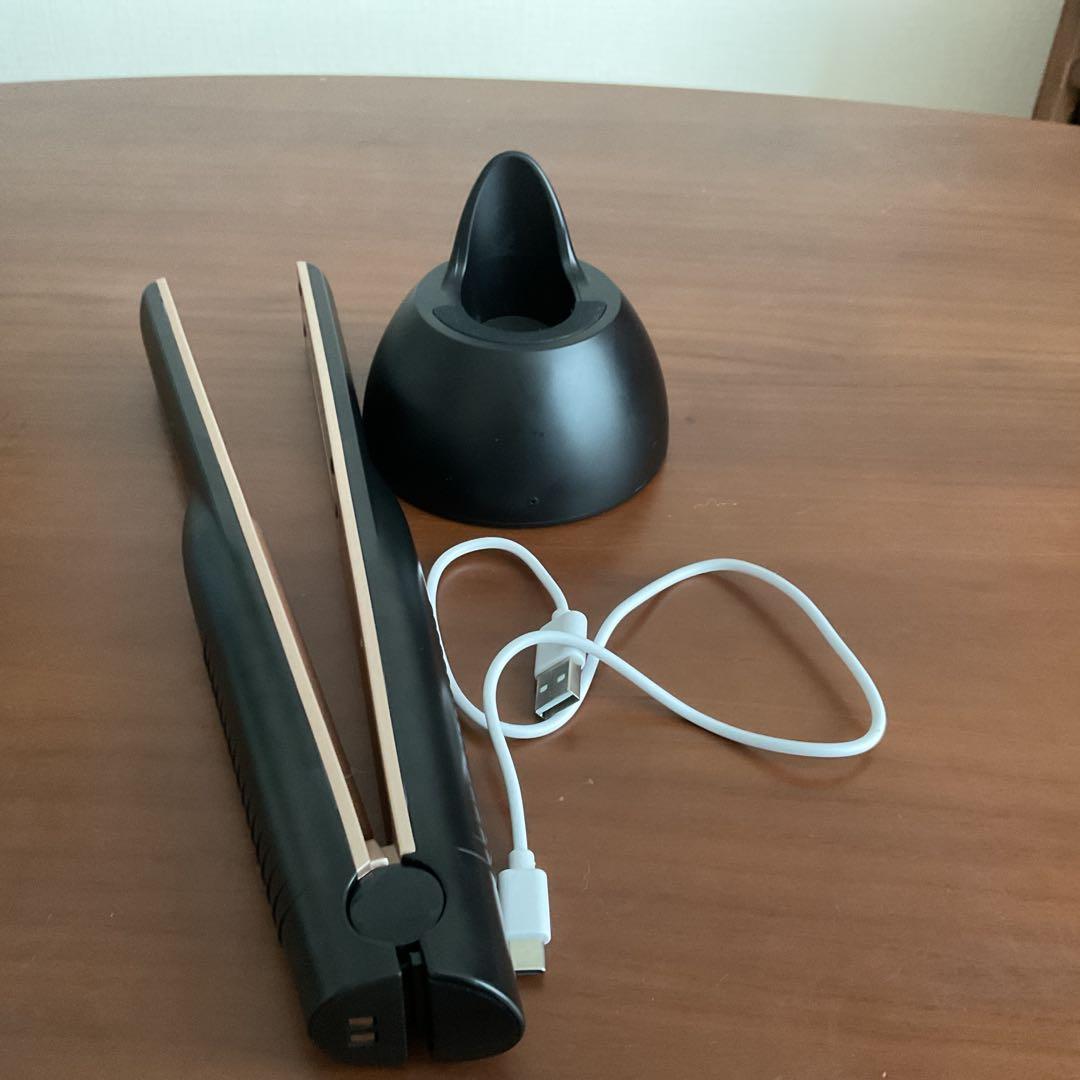 MEDULLIA ヘアアイロン ブラック USBケーブル付