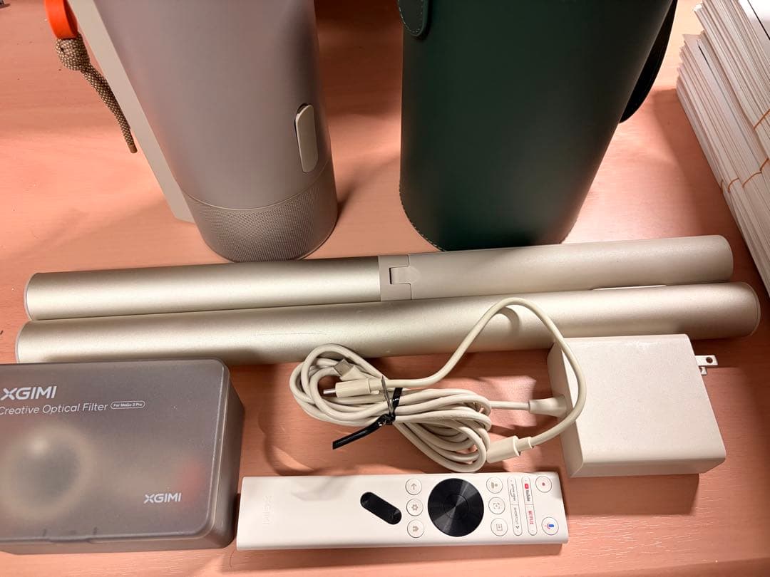 し*ん様 【箱なし】XGIMI MoGo 3 Pro（スタンド、マジカルレンズ、