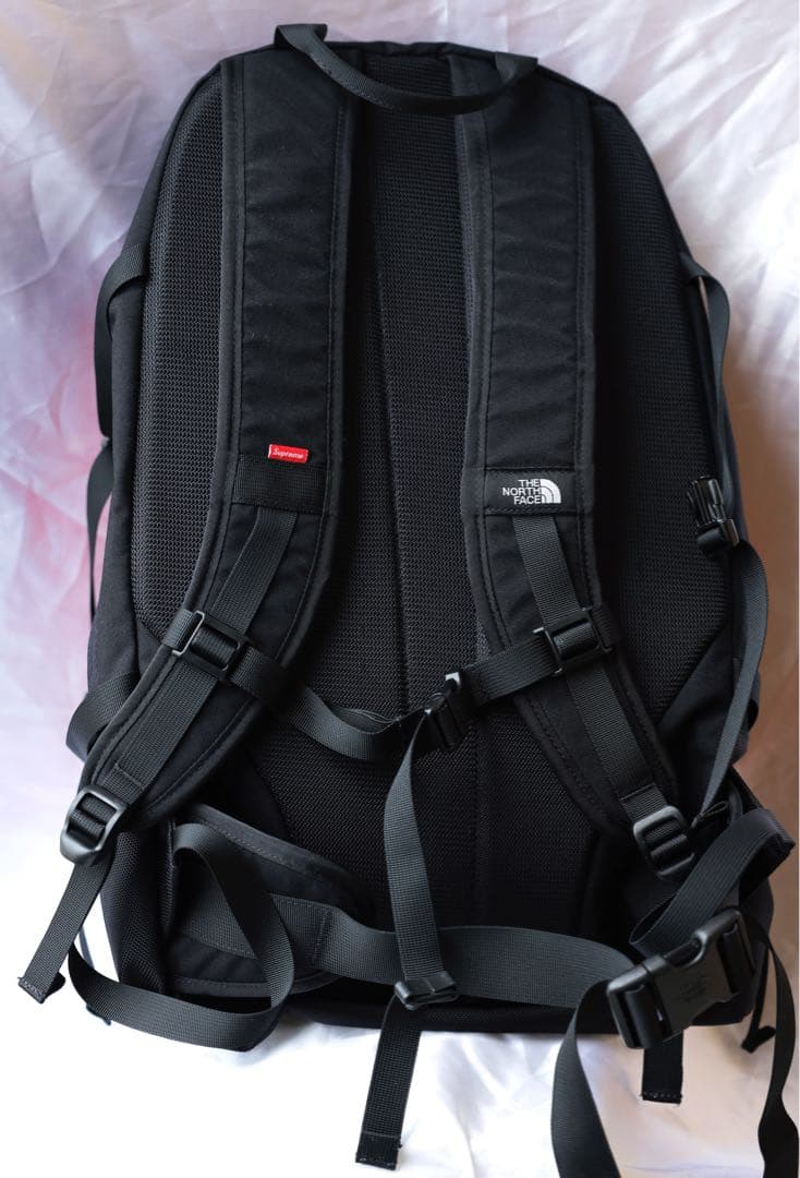シュプリームThe North Face バックパック 18FW中古