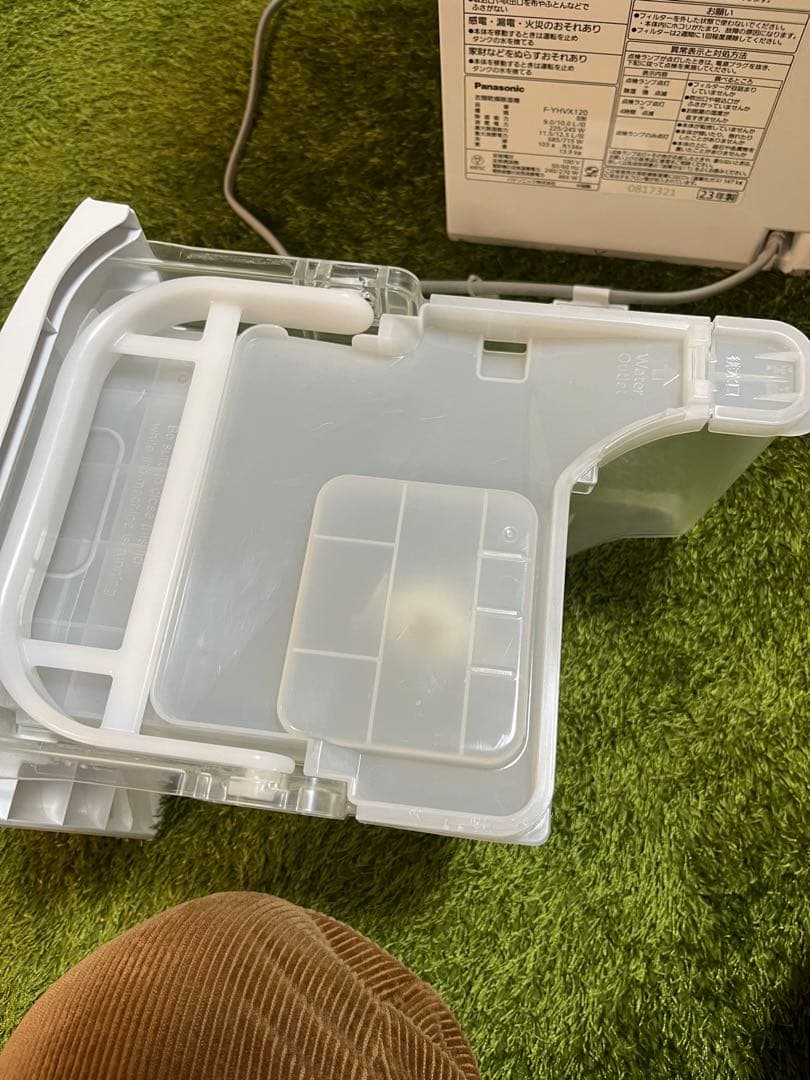 パナソニック 23年 ハイブリッド方式衣類乾燥除湿機「F-YHVX120」 美品