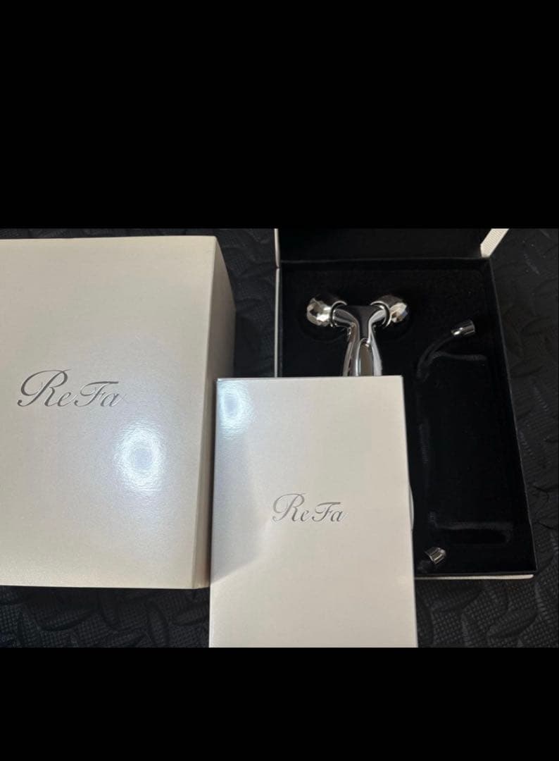 カラットフェイス　リファ シルバー 美顔ローラー