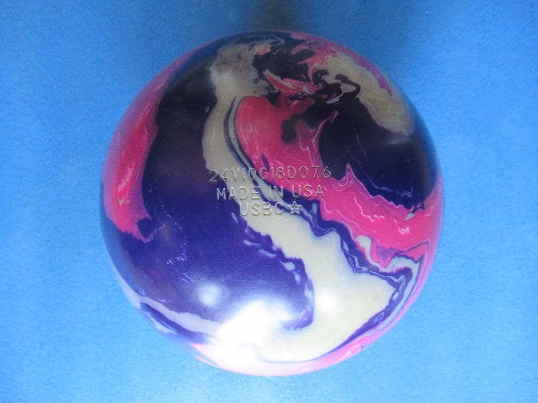 ＩＯＮ・MAX　ボウリングボール　ボーリング