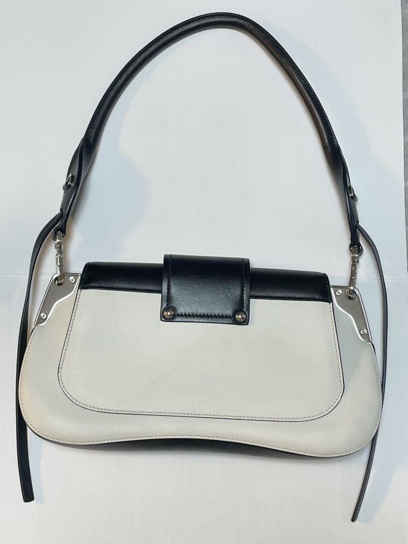【希少】PRADA プラダ レザーバッグ ホワイト ブラック バイカラー
