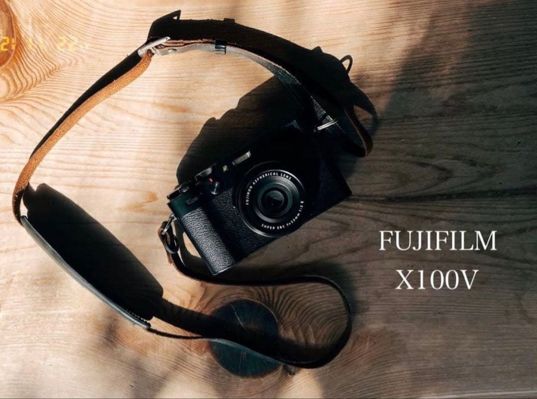 fujifilm X100V(ケース付)！