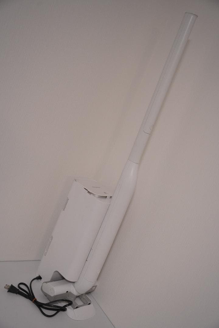 パナソニック　MC-NS100K　コードレス掃除機紙パック バッテリー新品