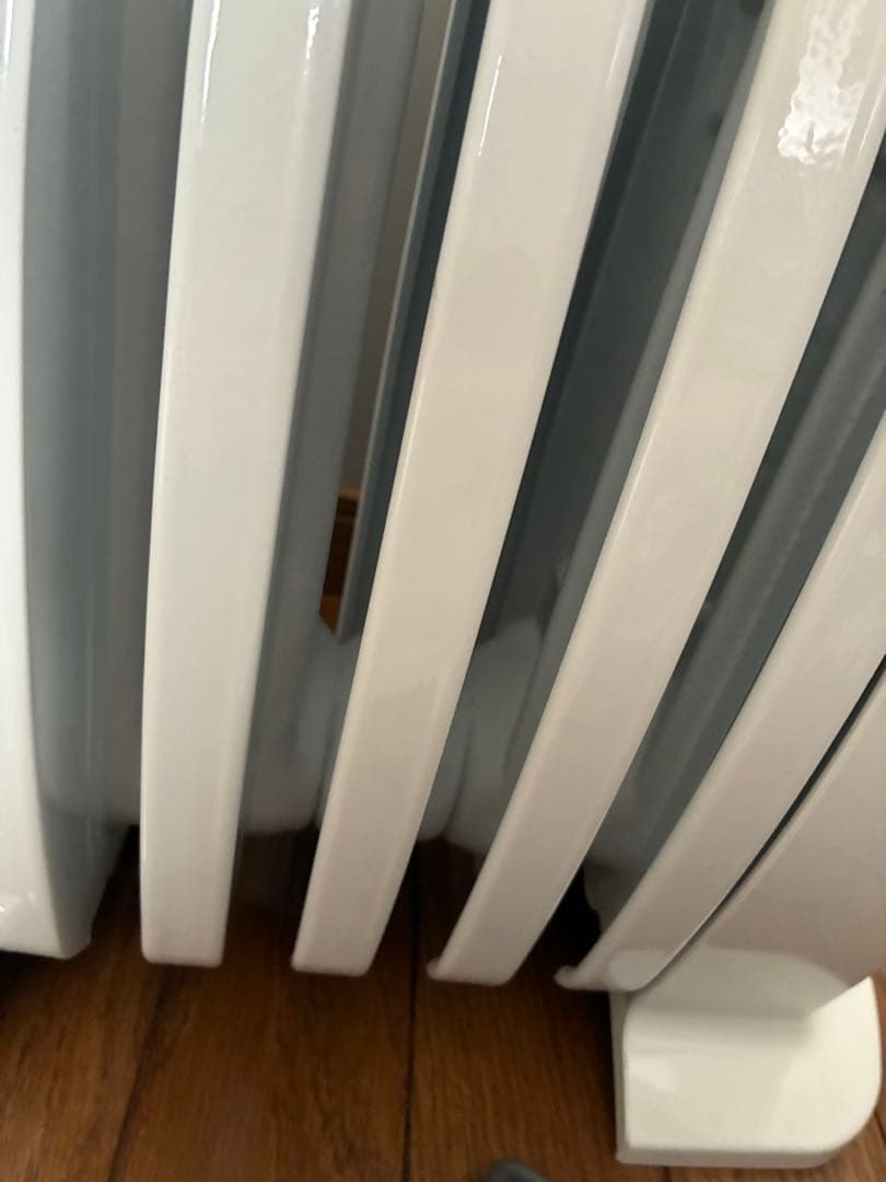 De'Longhi ミニオイルヒーター NJ0505E